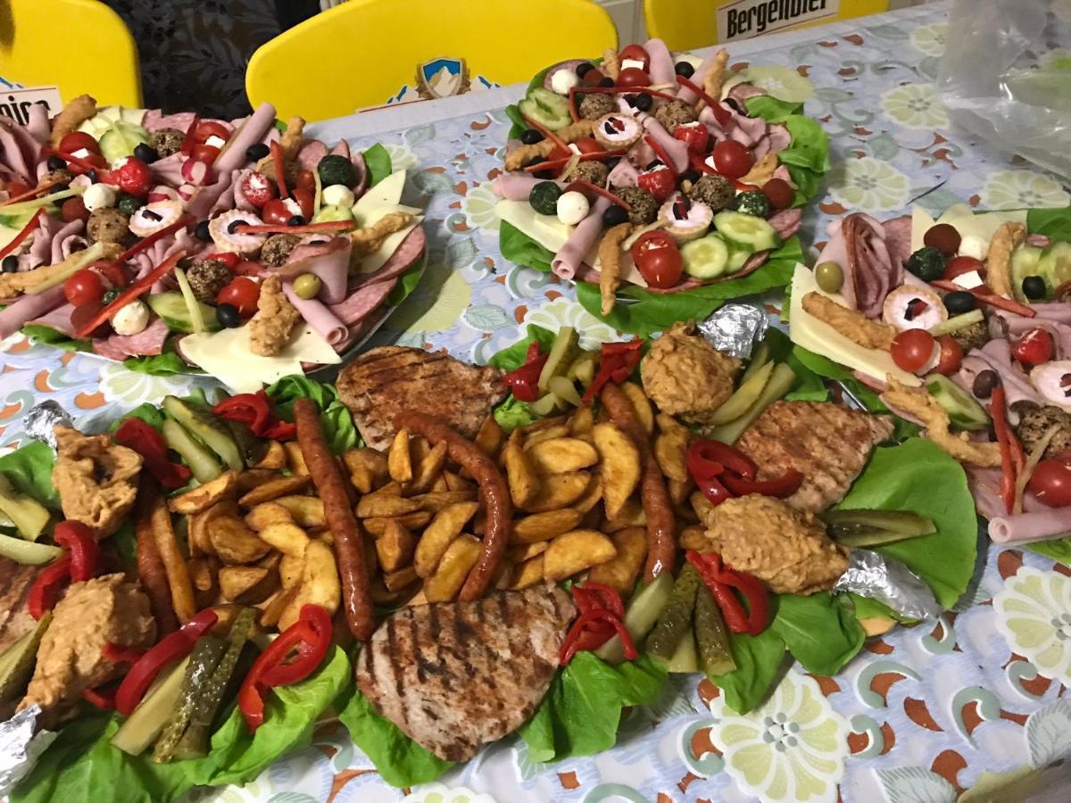 קמפולונג Cabana Rausor מראה חיצוני תמונה